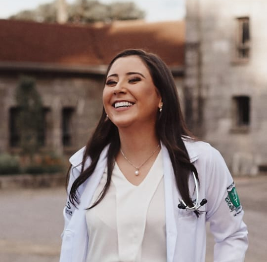 Foto Dra. Caroline Boschetti